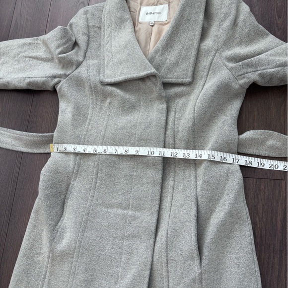 ARITZIA Babaton Portfolio Double Face Coat Grey Wool Cashmere Medium GUC - Picture 9 of 17